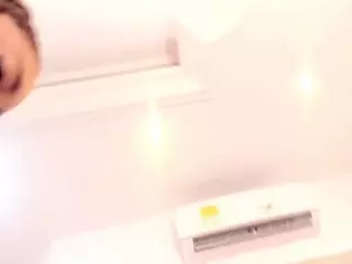 Amberyours's Live Sex Cam Show