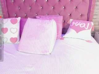 irina-foxx1 Live Webcam on CamSoda