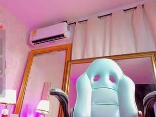 le modèle irina-foxx1 est en webcam porno dans un show sur le site camsoda, il possède les tags suivants: ahegao,fingers,thong,tease,tattoos,striptease,strip,spank,sexting,public,moaning,handjob,feet,ass,drinking,dildo-or-vibrator,dildo,cum,brown-eyes,body-massage