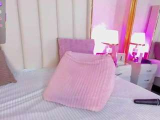 irina-foxx1's live room