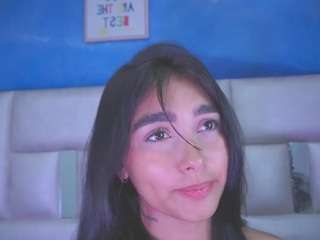 kaillyn-r Live Webcam on CamSoda