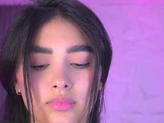 kaillyn-r's CamSoda show and profile