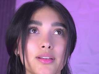 kaillyn-r Live Webcam on CamSoda