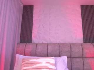 kaillyn-r live cam profile