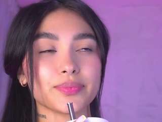 kaillyn-r Live Webcam on CamSoda