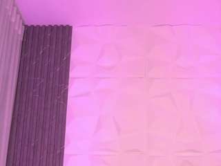 kaillyn-r's CamSoda show and profile