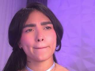 kaillyn-r Live Webcam on CamSoda