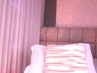 kaillyn-r live webcam show