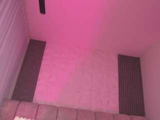 kaillyn-r live webcam show