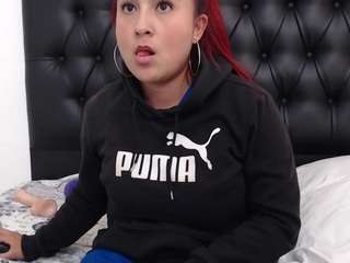 sophia-turnerr