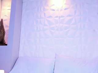  melanieklaus chat room