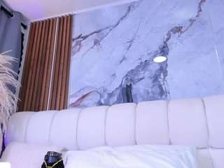 melanieklaus's live room