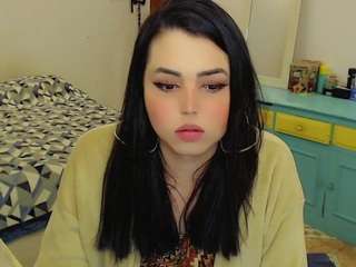 SophieFantasys live cam preview