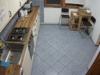 voyeurcam-julmodels-kitchen-2