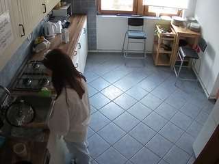 voyeurcam-julmodels-kitchen-2 Free Cam Models camsoda