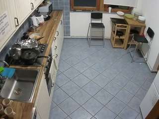 voyeurcam-julmodels-kitchen-2