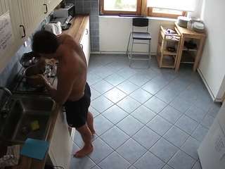 camsoda voyeurcam-julmodels-kitchen-2