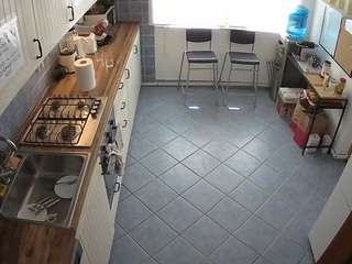 voyeurcam-julmodels-kitchen-2