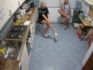 voyeurcam julmodels kitchen 2