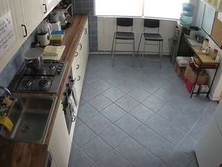 voyeurcam-julmodels-kitchen-2