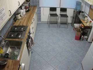 voyeurcam julmodels kitchen 2