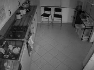 voyeurcam-julmodels-kitchen-2