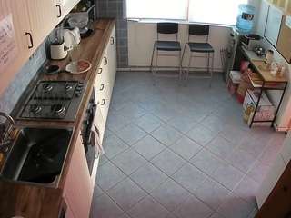 voyeurcam julmodels kitchen 2