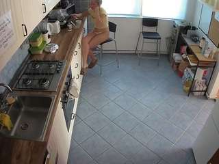 voyeurcam julmodels kitchen 2