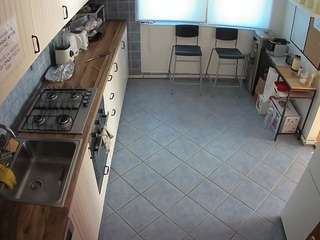 voyeurcam julmodels kitchen 2