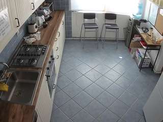 voyeurcam-julmodels-kitchen-2