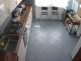 voyeurcam-julmodels-kitchen-2