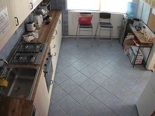 voyeurcam-julmodels-kitchen-2
