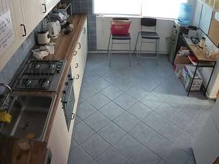 voyeurcam-julmodels-kitchen-2