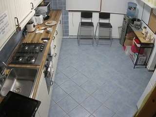 voyeurcam-julmodels-kitchen-2 webcam model