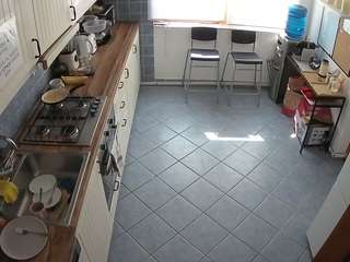 voyeurcam-julmodels-kitchen-2 camsoda