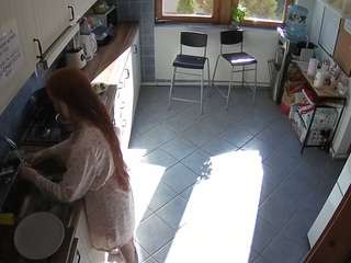 voyeurcam-julmodels-kitchen-2