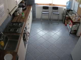 voyeurcam-julmodels-kitchen-2 camsoda