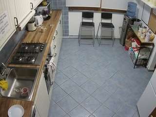 voyeurcam-julmodels-kitchen-2 camsoda