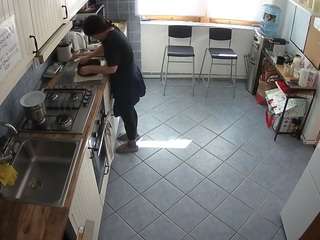 voyeurcam-julmodels-kitchen-2