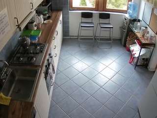 voyeurcam-julmodels-kitchen-2 camsoda