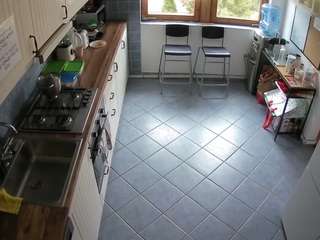 voyeurcam-julmodels-kitchen-2 camsoda