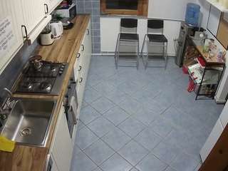 voyeurcam-julmodels-kitchen-2 camsoda
