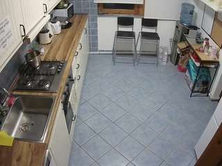 voyeurcam-julmodels-kitchen-2
