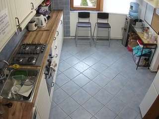voyeurcam-julmodels-kitchen-2