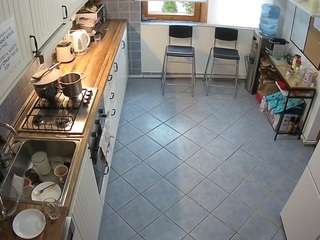 voyeurcam-julmodels-kitchen-2 webcam model