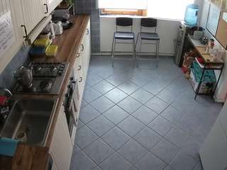 voyeurcam-julmodels-kitchen-2