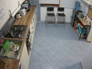 voyeurcam julmodels kitchen 2