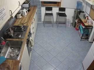 voyeurcam-julmodels-kitchen-2
