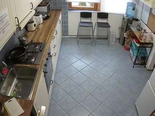 voyeurcam-julmodels-kitchen-2 Live Webcam on CamSoda