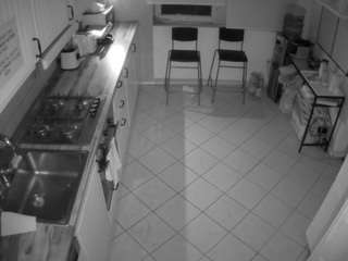 voyeurcam-julmodels-kitchen-2 camsoda